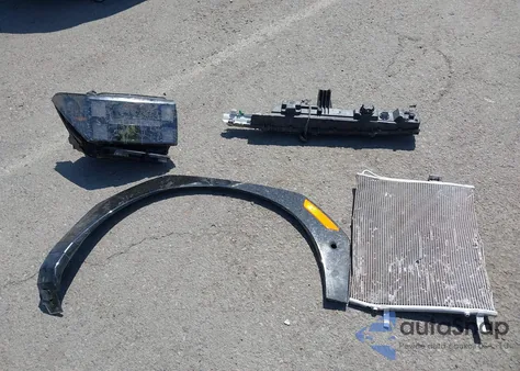 2024 Hyundai Santa Fe Calligraphy z USA, uszkodzony, nr VIN 5NMP54GL0RH043063